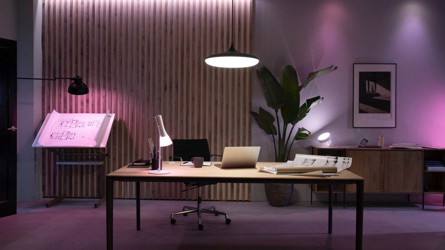 Iluminación de Oficina o Espacios de Trabajo